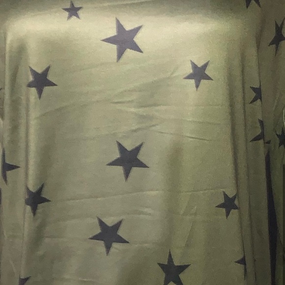 60. Stellar star top🌙 - Picture 2 of 5